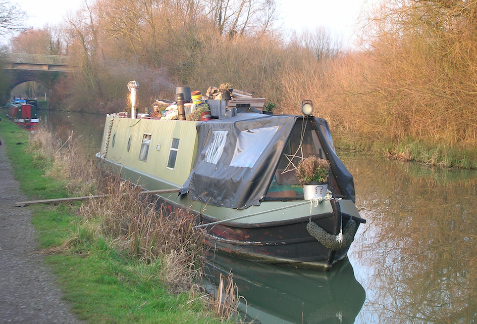 Oxford Canal Boat Home